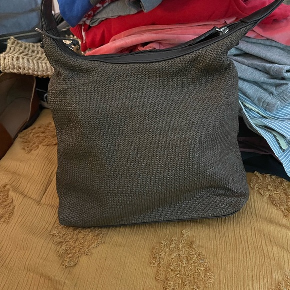 Purses - Picture 7 of 8